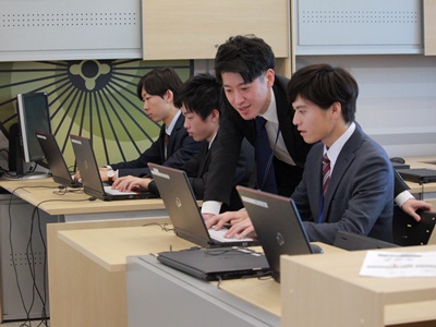 株式会社夢真 正社員求人情報 月給25万円 経験 能力を考慮し サポート事務 約9割が未経験スタート 充実した研修制度 H Dジョブ